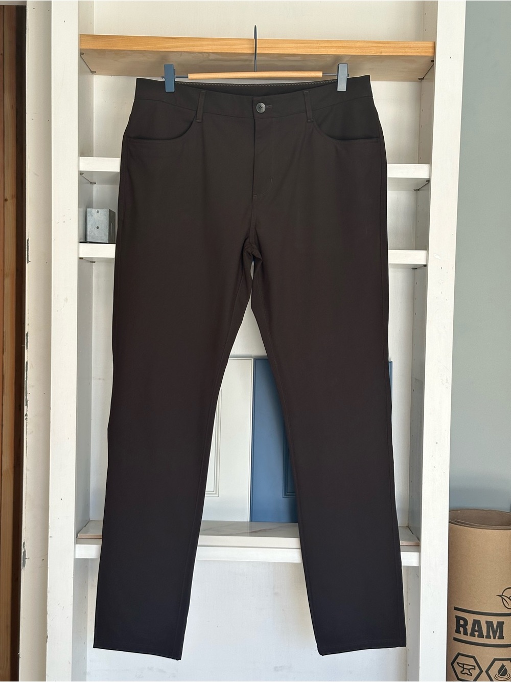 Vuori Meta 5 pocket pants V430